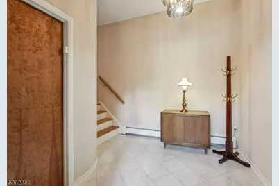 29 Ponds Cir, Wayne Twp., NJ 07470 - Photo 7