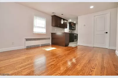 207 Franklin Ave 2nd Fl, Belleville, NJ 07109 - Photo 5