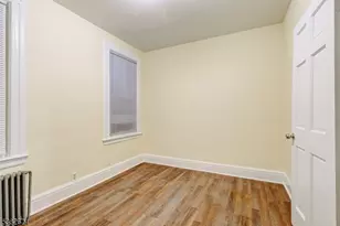 178 N 16th St, East Orange, NJ 07017 - Photo 13
