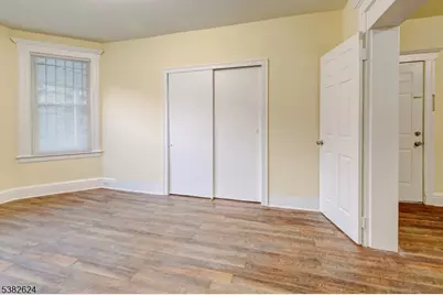 178 N 16th St Unit 1, East Orange, NJ 07017 - Photo 11