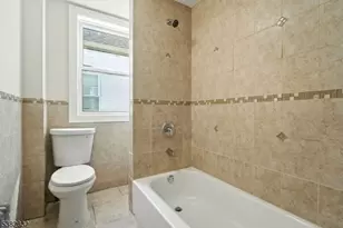 178 N 16th St, East Orange, NJ 07017 - Photo 15