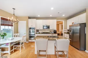 6 Congressional Ln, Totowa, NJ 07512 - Photo 9