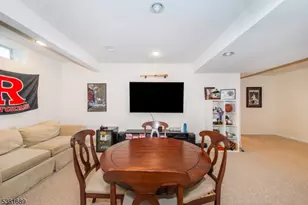 6 Congressional Ln, Totowa, NJ 07512 - Photo 27