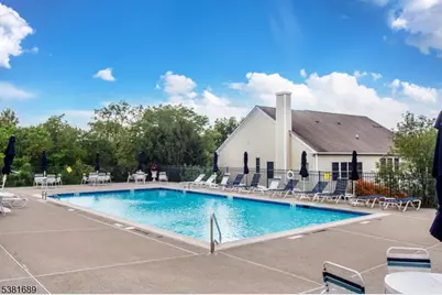 6 Congressional Ln, Totowa, NJ 07512 - Photo 33