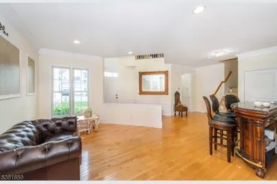 6 Congressional Ln, Totowa, NJ 07512 - Photo 5