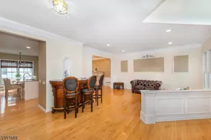 6 Congressional Ln, Totowa, NJ 07512 - Photo 3