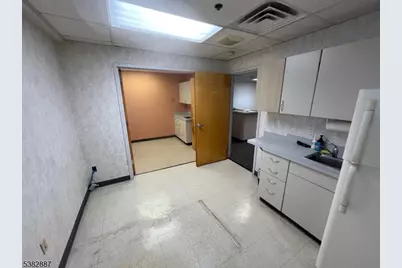 42 Locust Ave, Wallington, NJ 07057 - Photo 19
