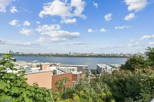 8800 Blvd E, North Bergen, NJ 07047 - Photo 19