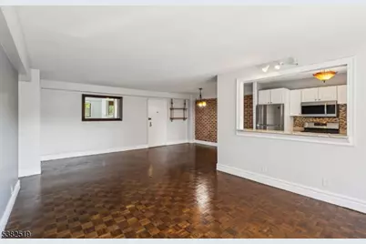 8800 Boulevard East #4J, North Bergen, NJ 07047 - Photo 3