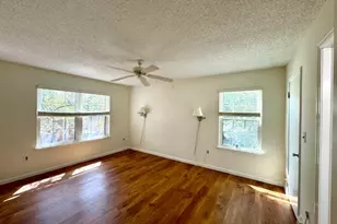 21 Crabapple Ln, Franklin Township, NJ 08823 - Photo 11