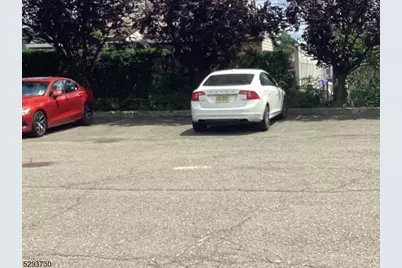 554 Union Blvd, Totowa, NJ 07512 - Photo 3