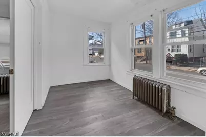 184 Sunset Ave, Newark, NJ 07106 - Photo 9