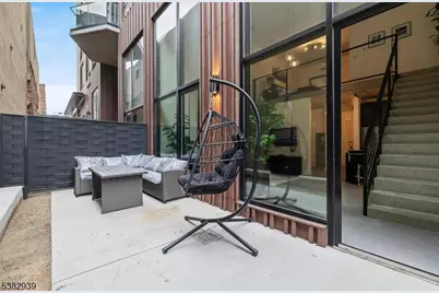 65 McWhorter St, Newark, NJ 07105 - Photo 9