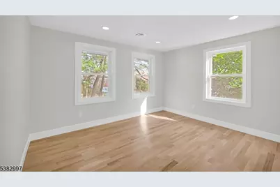 195 Sylvan St, Rutherford, NJ 07070 - Photo 35