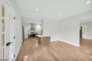 195 Sylvan St, Rutherford, NJ 07070 - Photo 19