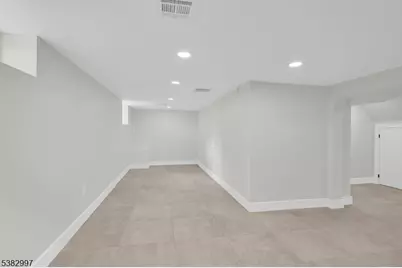 195 Sylvan St, Rutherford, NJ 07070 - Photo 45