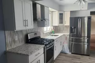 1371 Hamilton St, Elizabeth, NJ 07208 - Photo 5