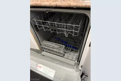 1292 Crescent Ave, Roselle, NJ 07203 - Photo 23