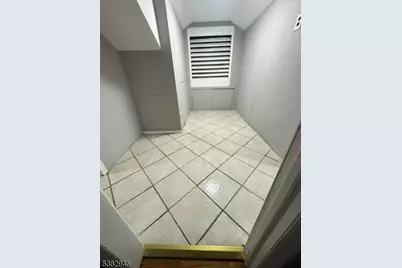 1292 Crescent Ave, Roselle, NJ 07203 - Photo 13