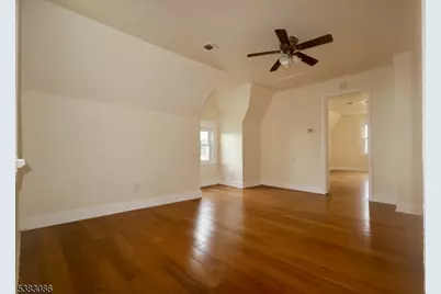 34-36 Hedden Ter #3, Newark, NJ 07108 - Photo 3