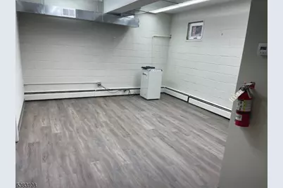 29 Trinity St, Newton, NJ 07860 - Photo 7