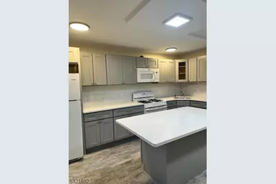 704-712 N Broad St #3D, Elizabeth, NJ 07208 - Photo 31