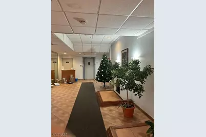 704-712 N Broad St #3D, Elizabeth, NJ 07208 - Photo 9