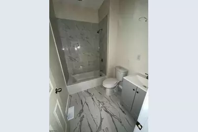 377 Littleton Ave, Newark, NJ 07103 - Photo 11