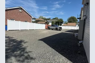 340 Monroe Ave, Kenilworth, NJ 07033 - Photo 9