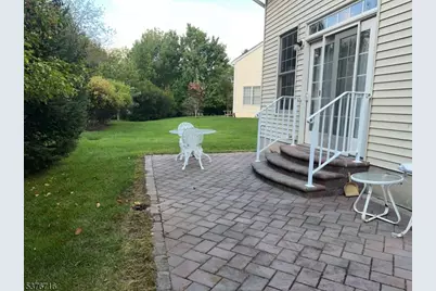 99 Saratoga Ct, Franklin Township, NJ 08873 - Photo 15