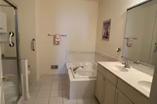 99 Saratoga Ct, Franklin Township, NJ 08873 - Photo 9