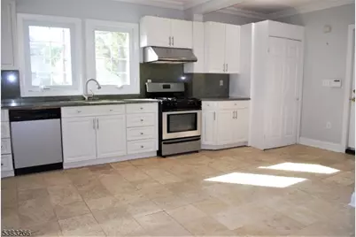 61 Ecentral Ave, Maywood, NJ 07607 - Photo 5