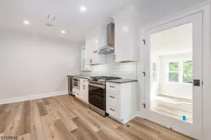 31 Oak Grove Rd, Caldwell, NJ 07006 - Photo 3