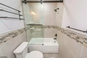 31 Oak Grove Rd, Caldwell, NJ 07006 - Photo 9