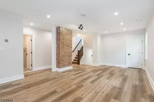 31 Oak Grove Rd, Caldwell, NJ 07006 - Photo 15