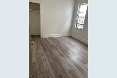256 Vermont Ave, Irvington, NJ 07111 - Photo 3