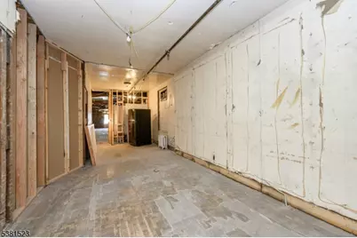 172 Lyon St, Paterson, NJ 07524 - Photo 23