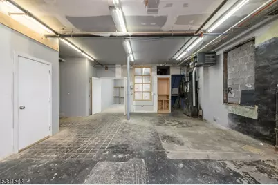 172 Lyon St, Paterson, NJ 07524 - Photo 15