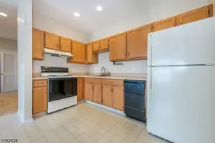 9302 Richmond Rd, West Milford, NJ 07480 - Photo 9