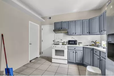 433 3rd Ave, Elizabeth, NJ 07206 - Photo 17