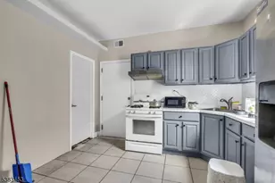 433 3rd Ave, Elizabeth, NJ 07206 - Photo 17