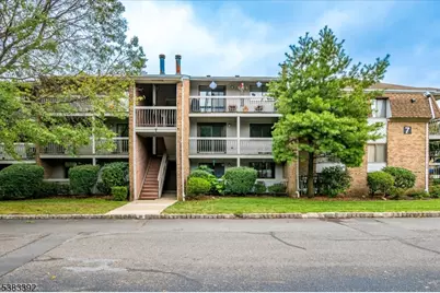 712 Edison Glen, Edison, NJ 08837 - Photo 1