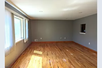 63 Kent St #2, Newark, NJ 07108 - Photo 3