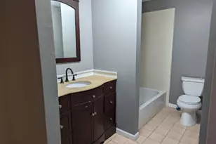 63 Kent St, Newark, NJ 07108 - Photo 9