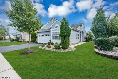 12 Medici Dr, Franklin Township, NJ 08873 - Photo 1