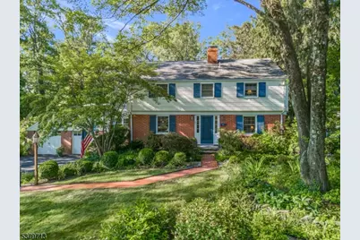 33 Old Colony Rd, Bernardsville, NJ 07924 - Photo 1