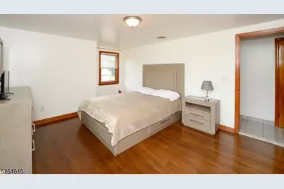 4 Mary St, Hawthorne, NJ 07506 - Photo 7