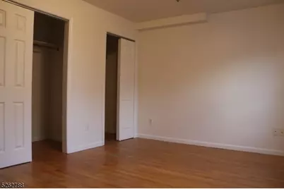 1042-1044 Bergen St, Newark, NJ 07112 - Photo 17