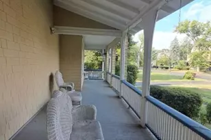 946 Central Ave, Plainfield, NJ 07060 - Photo 3