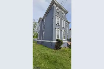 222 E 9th St, Plainfield, NJ 07060 - Photo 5